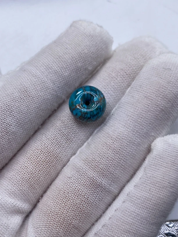 天然原矿绿松石，高瓷蓝面包圈