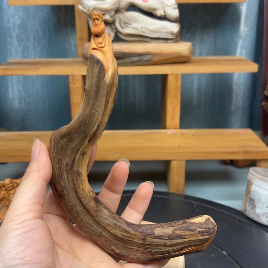 木谷**怪崖柏木摆件手把件