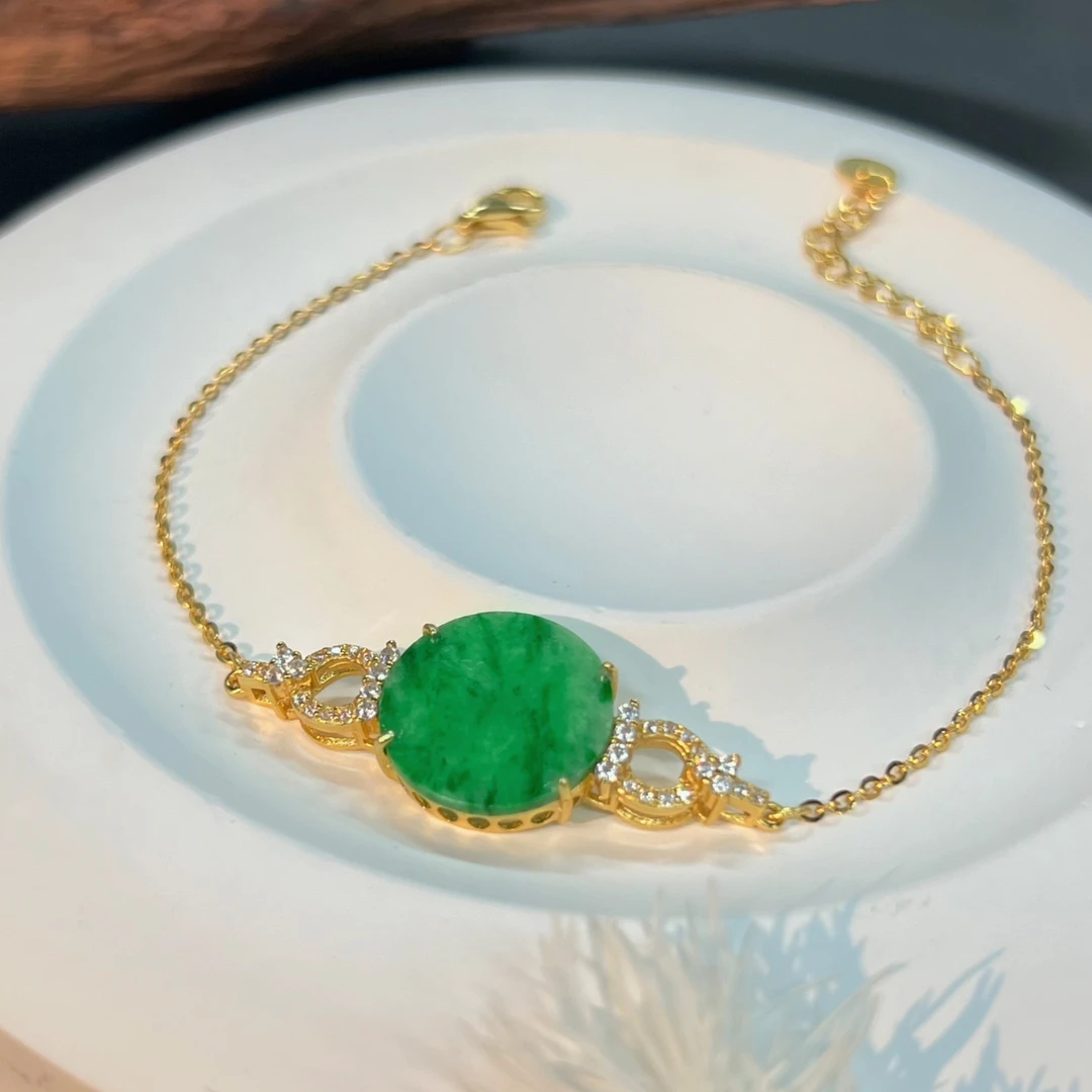 【陌玉精选】天然缅料A货翡翠简约气质绿色百搭镶嵌款圆牌手链一件