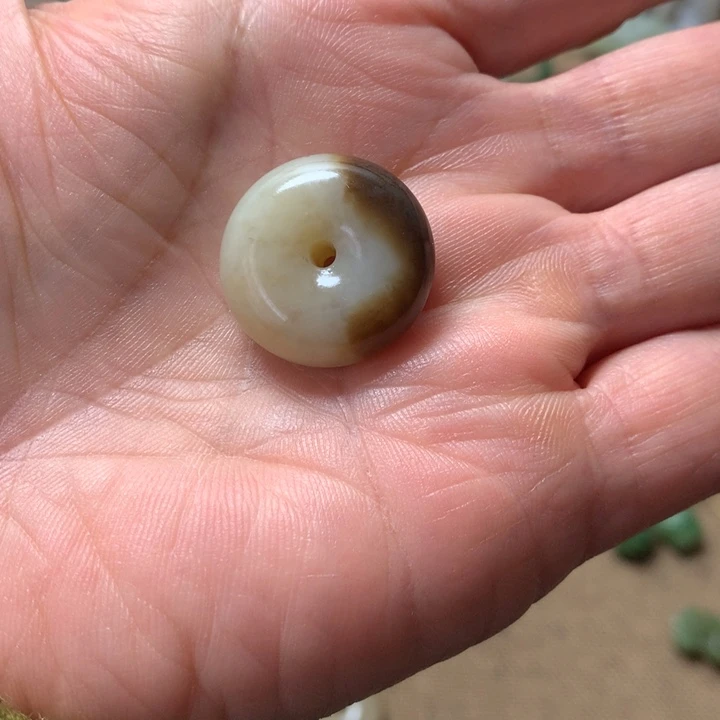 和田玉未镶嵌珠宝奇石