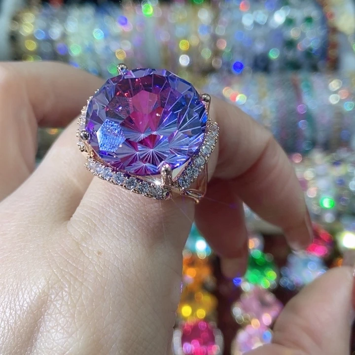 66锆石（处理）戒指