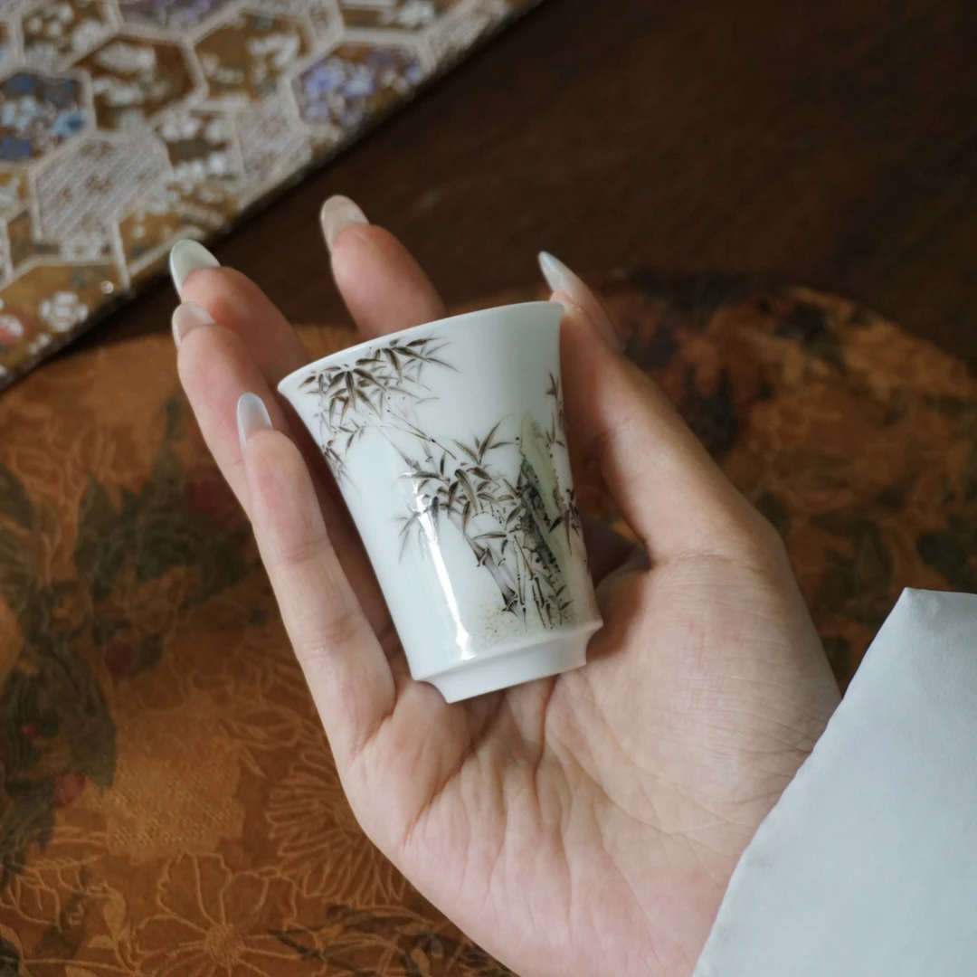 论艺堂 粉彩竹石闻香杯岩茶主人杯 40ml