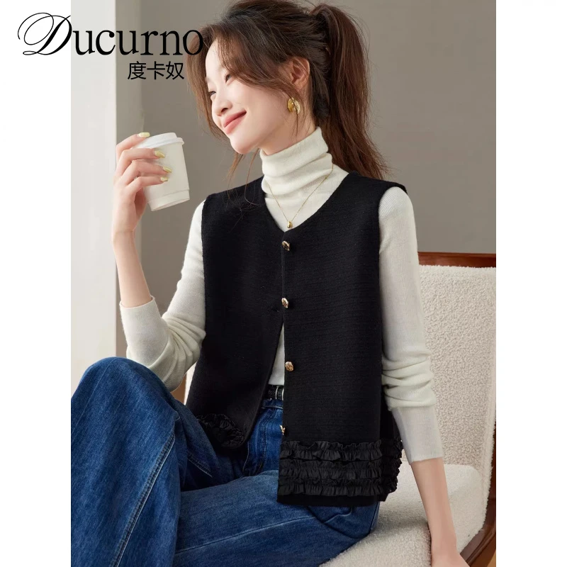 小香风针织马甲女春秋季短款单排扣木耳边无袖背心洋气轻奢优雅风