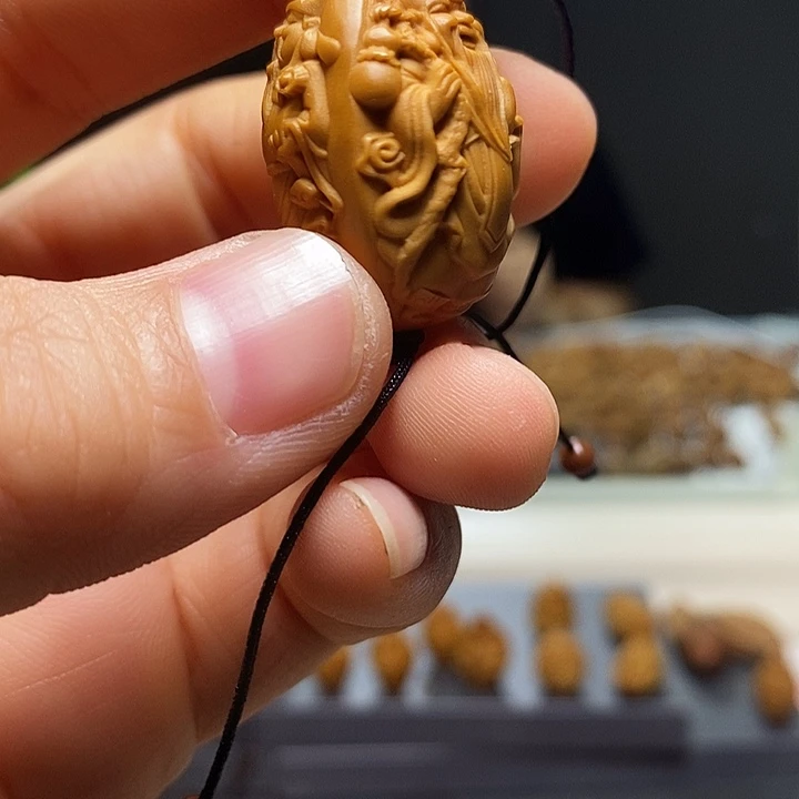 橄榄核吊坠橄榄球赛