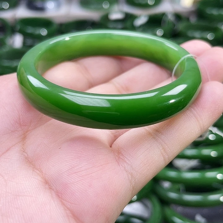 未镶嵌手镯和田玉（碧玉）