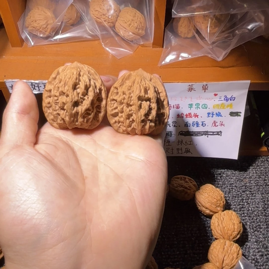 核桃把件麦穗虎头41边