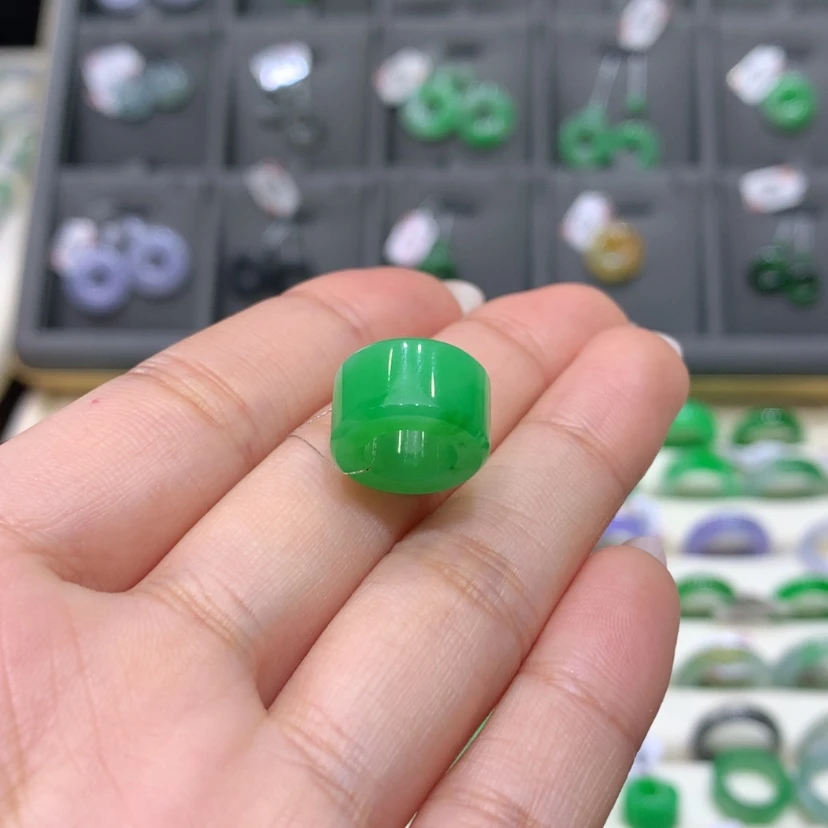【闪购商品】翡翠戒指未镶嵌有*翡翠