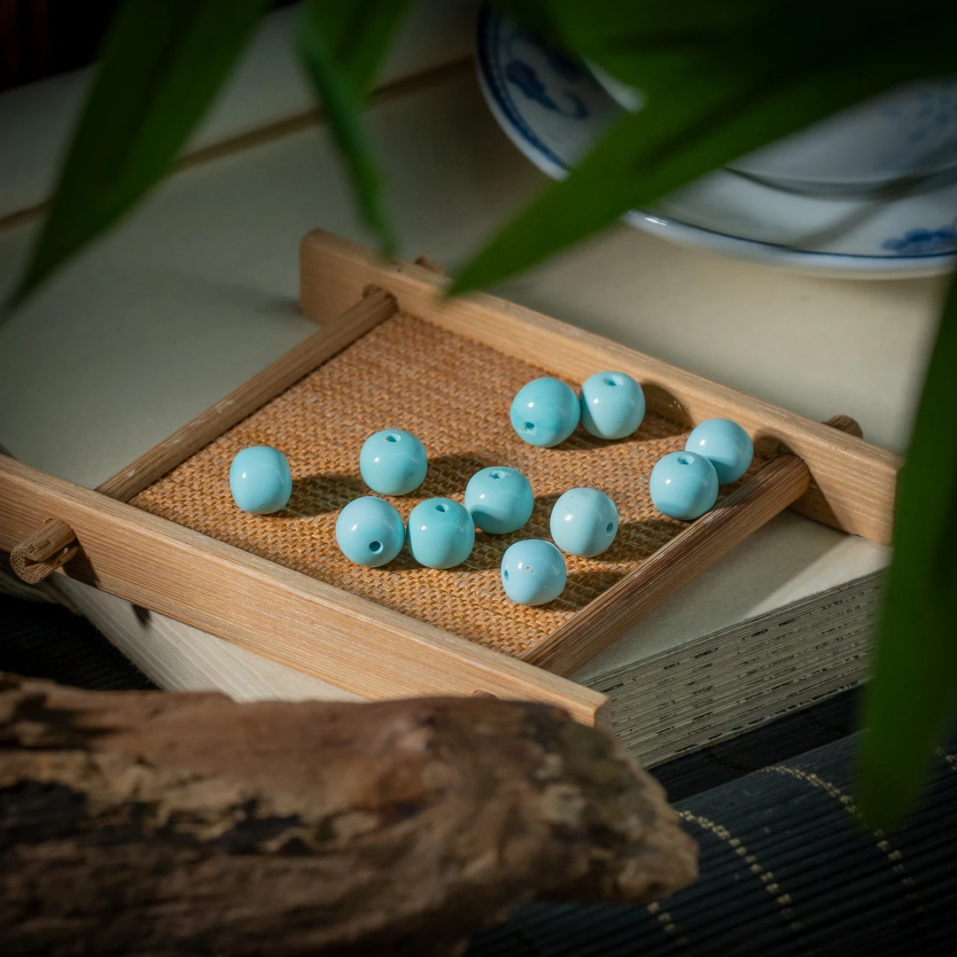 【世间臻宝】高瓷绿松石老型单珠吊坠/7*8m+-/多样性发一件/DQ151