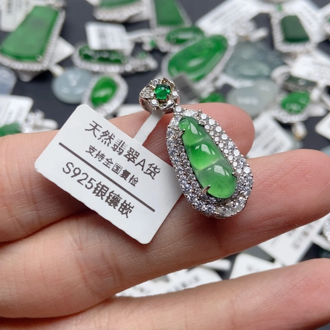 翡翠银S925镶嵌颈饰