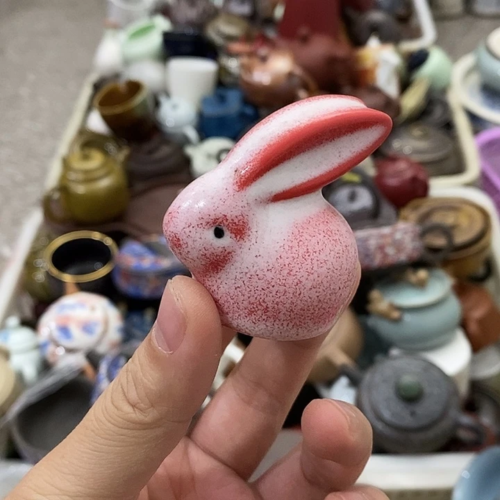 陶瓷艺术品及陶瓷壶