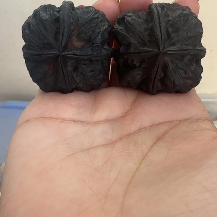 吊坠文玩核桃盘龙玉凤地闷彩四棱