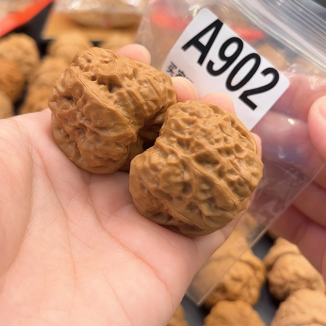 桃核把件*‍****蛙蛙福利40
