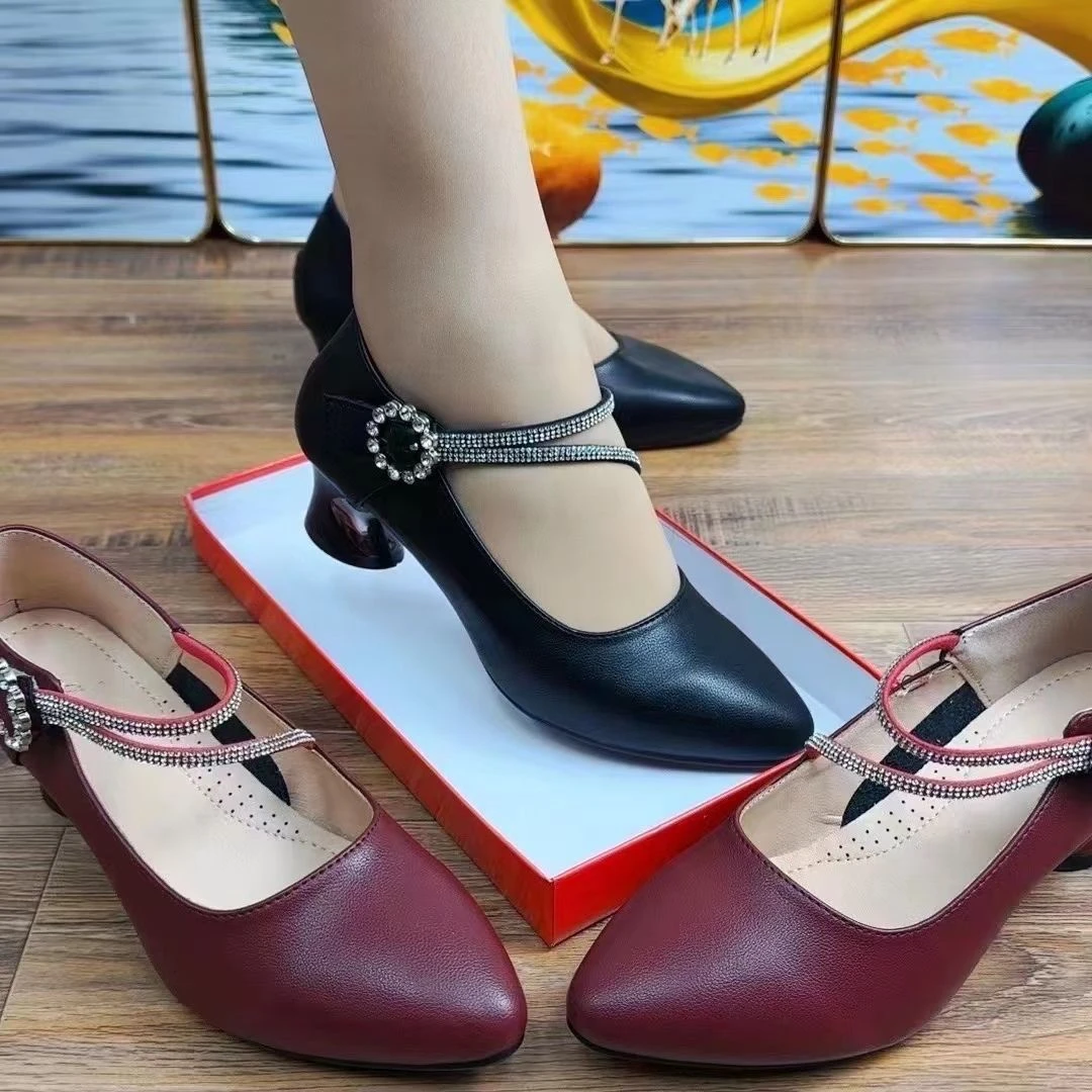 摩登2024平底软底真皮单鞋四季新款气质中跟时尚女鞋旗袍皮鞋女式