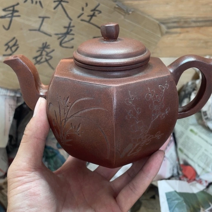 茶壶紫砂老厂紫砂壶一件。