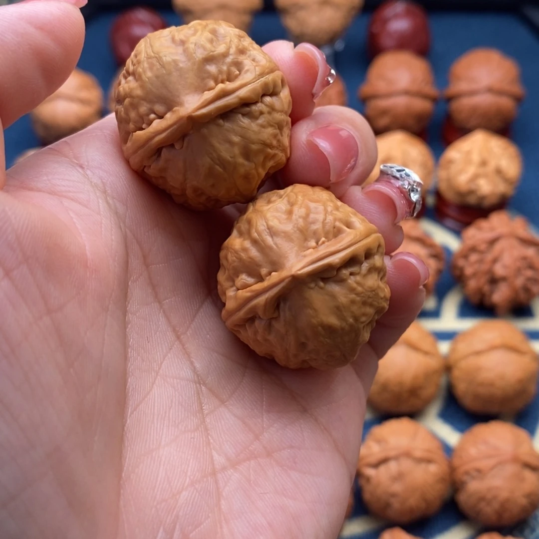 文玩核桃把件精品小手捻