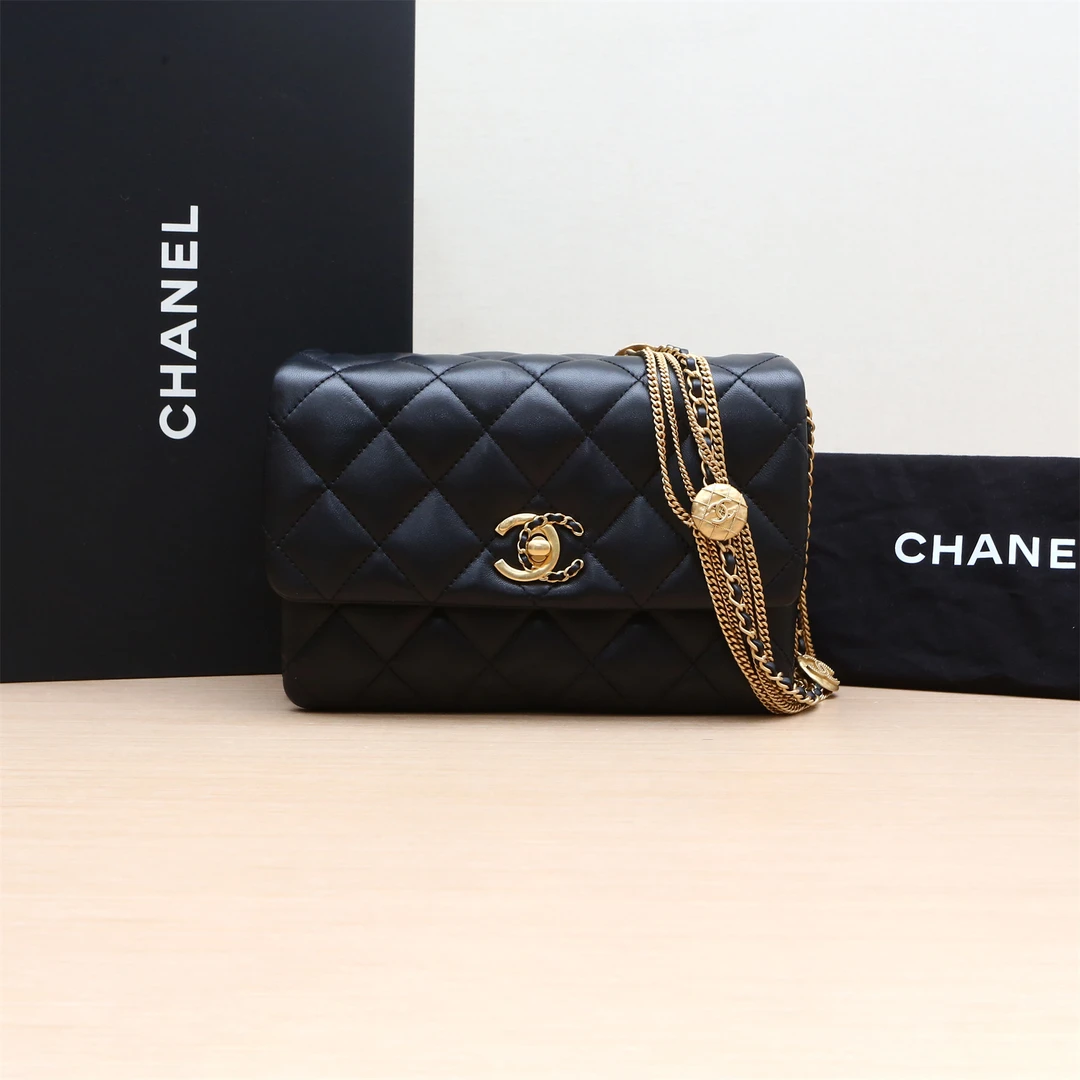99新 Chanel/香奈儿 小花佳珊P214241907 22A 口盖风琴包 芯片