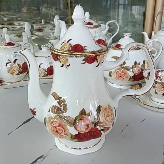 新疆西藏包邮骨质瓷金秋手工拍金1000毫升德式壶