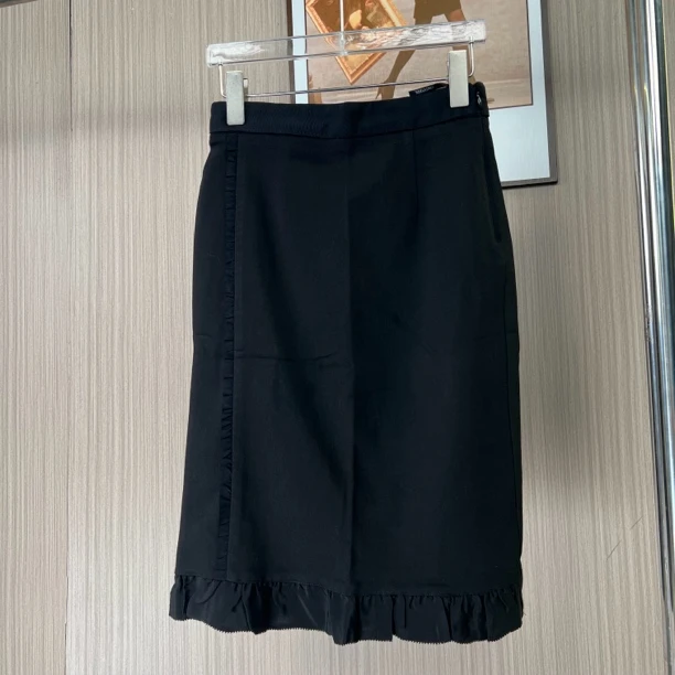 071品牌撤柜女装曼家时尚设计款牛仔半身裙