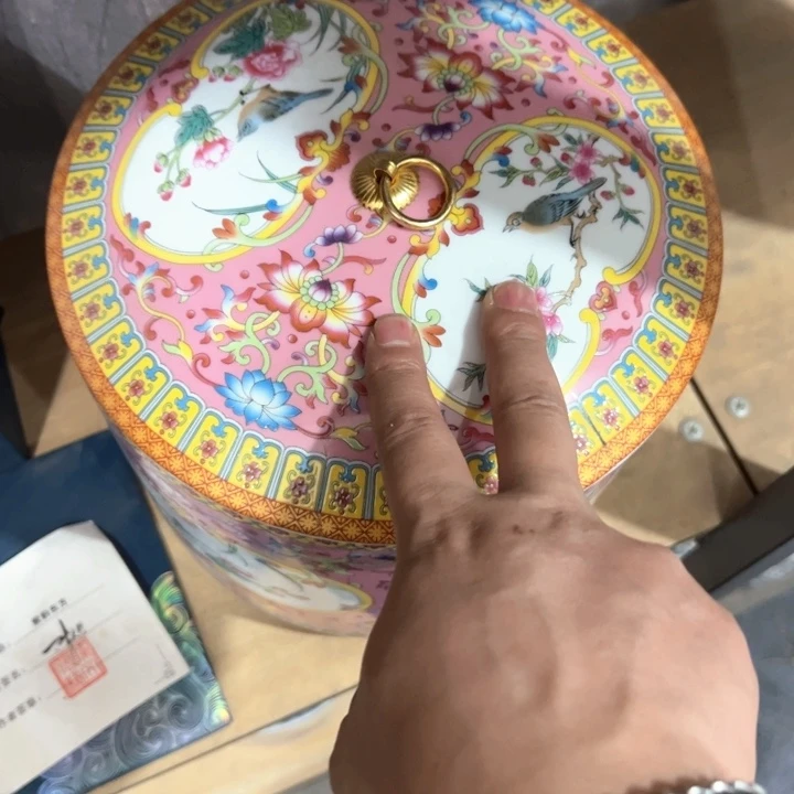 瑕疵福利品陶瓷茶叶罐介意勿拍