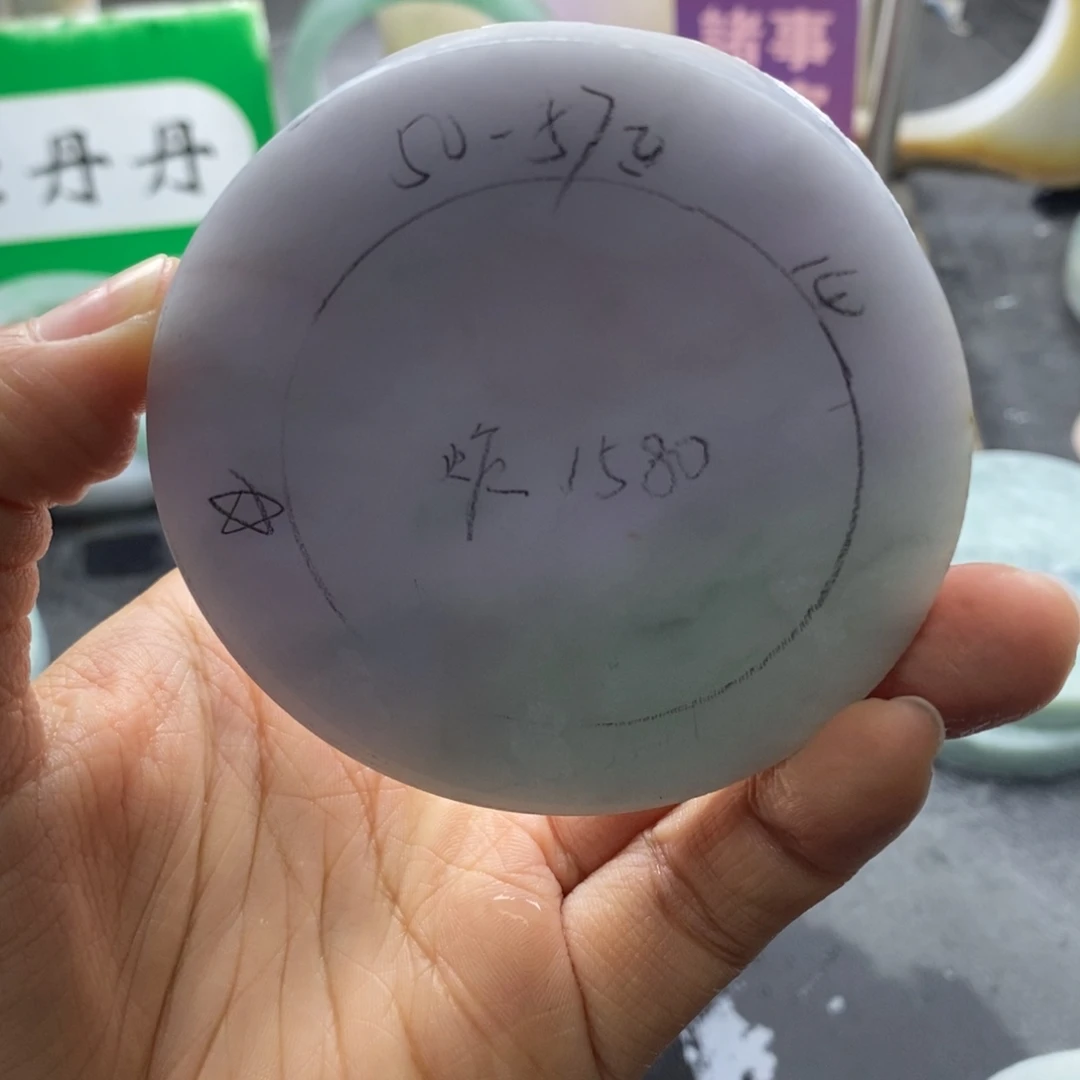 定制翡翠未镶嵌翡翠手镯