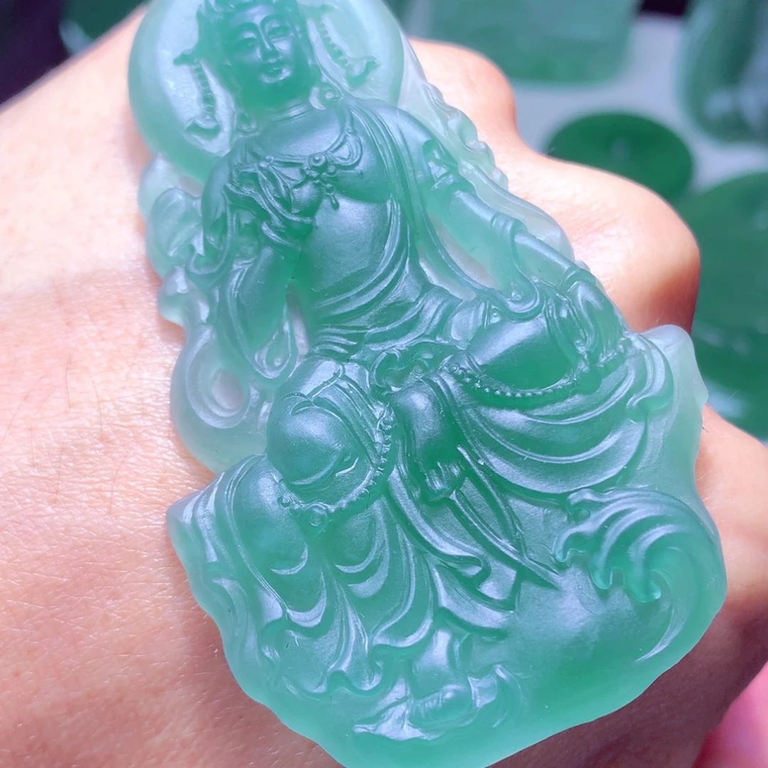 用***谁定制翡翠未镶嵌天然