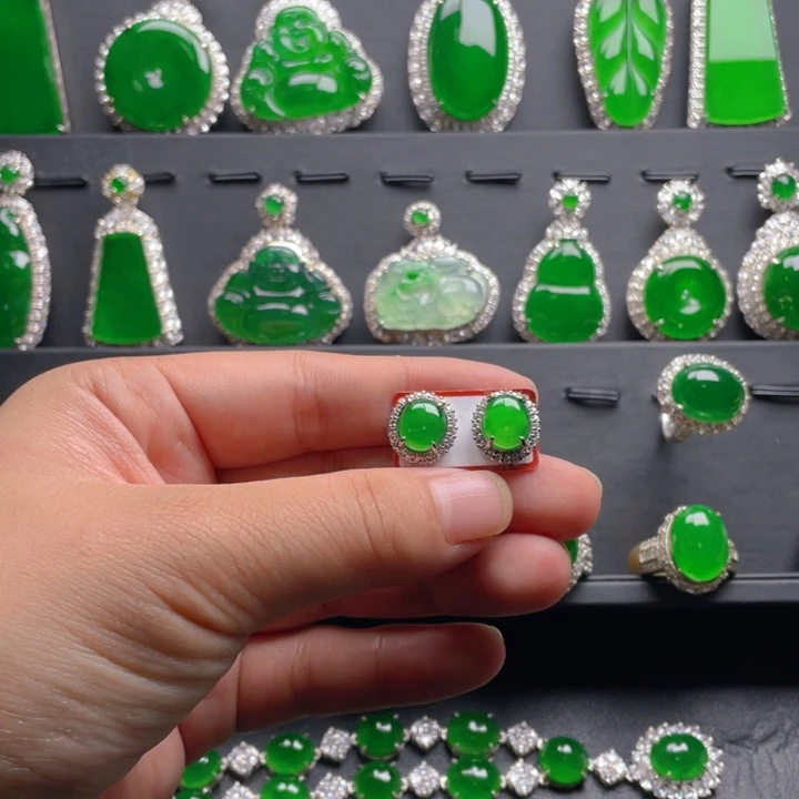 翡翠耳饰未镶嵌翡翠耳饰