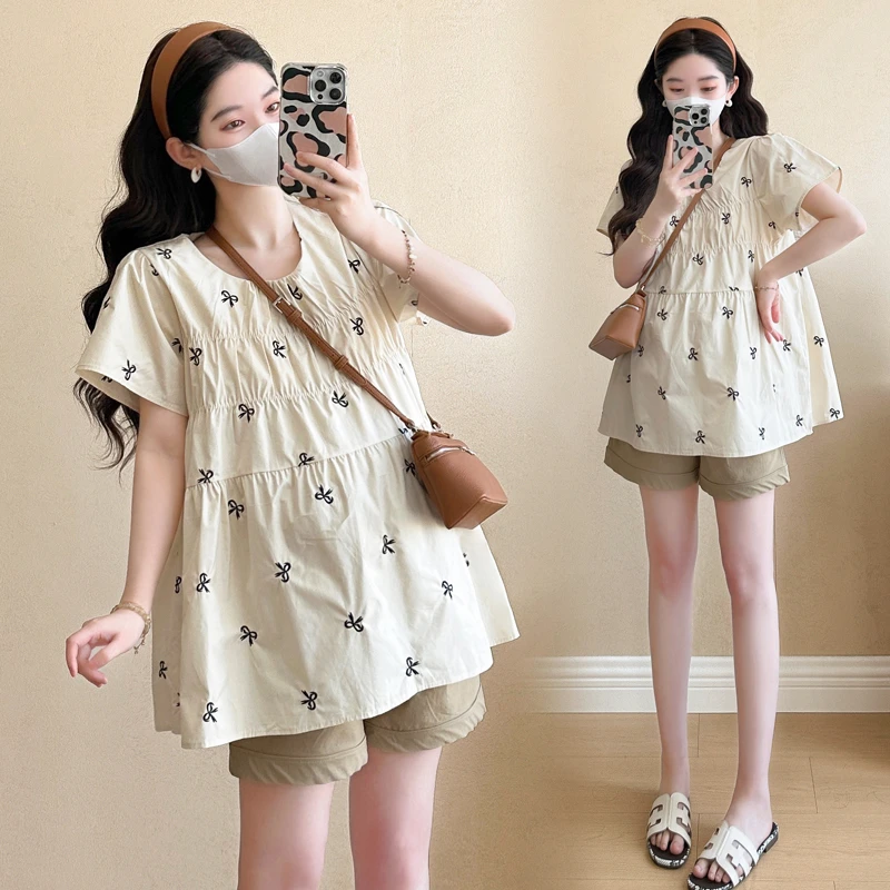 孕妇装夏季新款刺绣蝴蝶结甜美减龄衬衫短袖宽松娃娃领孕妇上衣