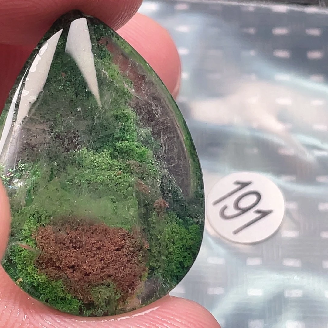 【闪购商品】颈饰未镶嵌水晶温***