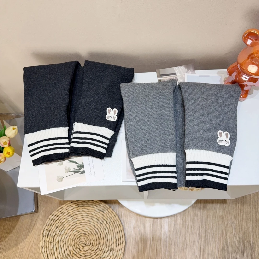 R59女童500克一体绒螺纹秋冬打底裤儿童洋气休闲外穿长裤韩版裤子