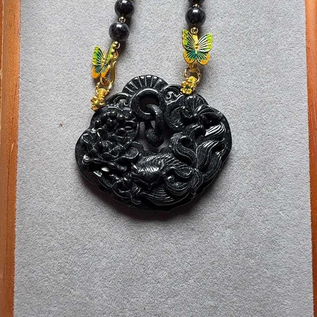 吊坠(赠链)未镶嵌翡翠