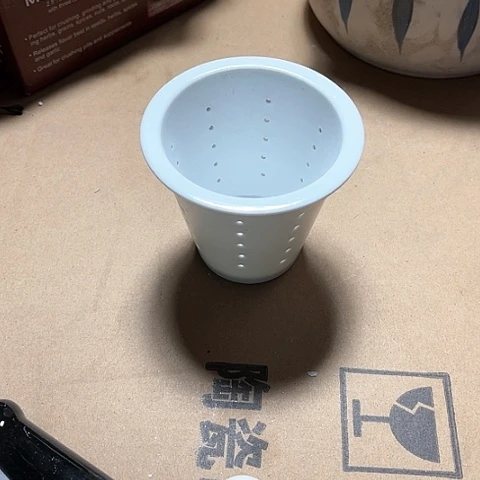 微瑕，不明火，口径7厘米，高度7，4个茶漏