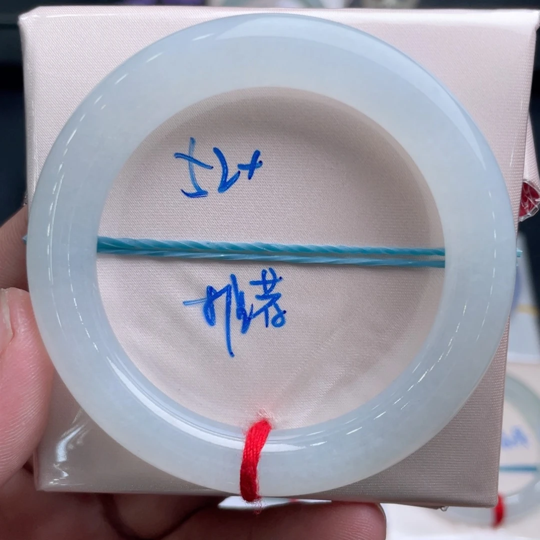翡翠未镶嵌手镯翡翠手镯