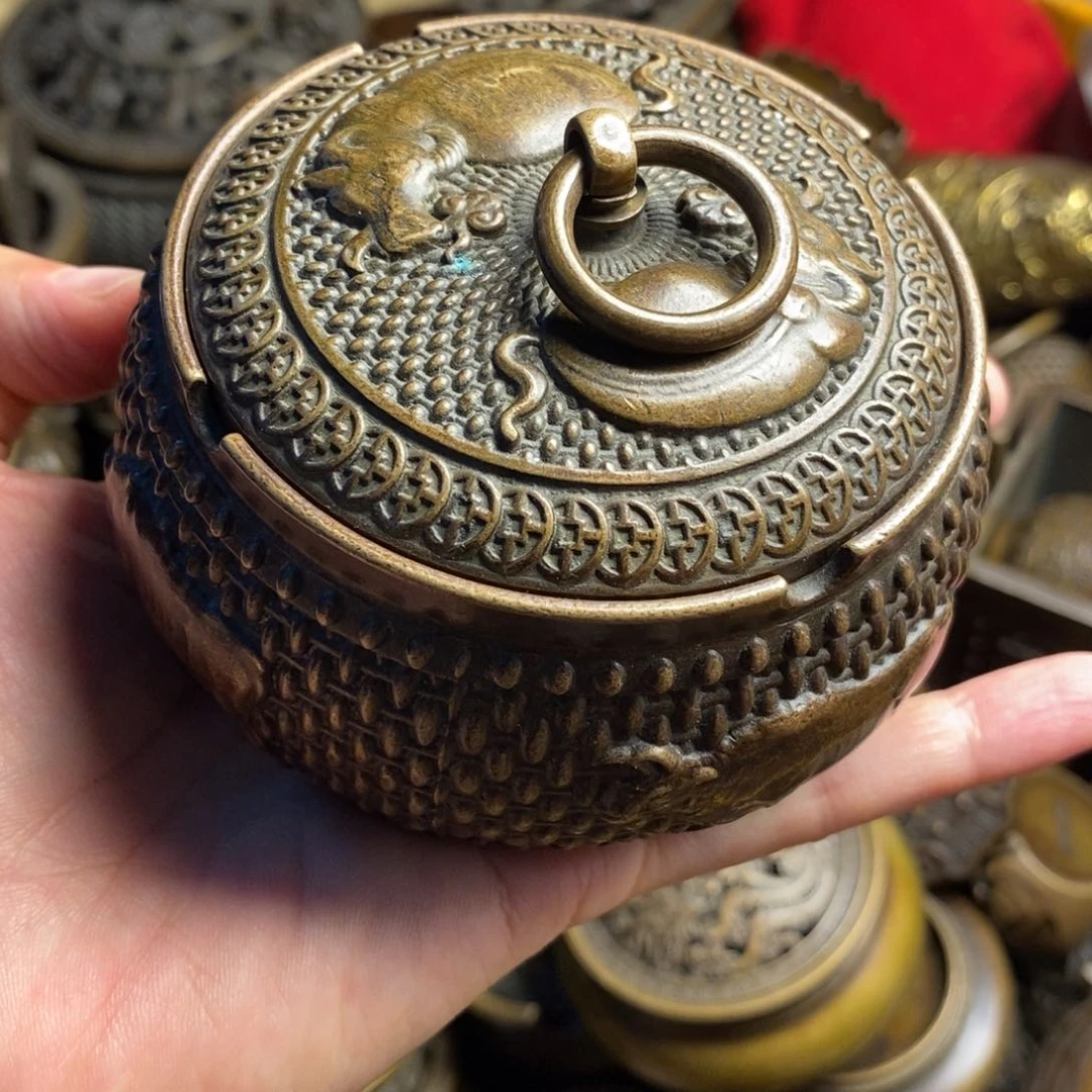 精美铜器做工精良