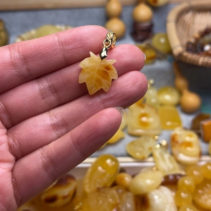 蜜蜡颈饰未镶嵌蜜蜡