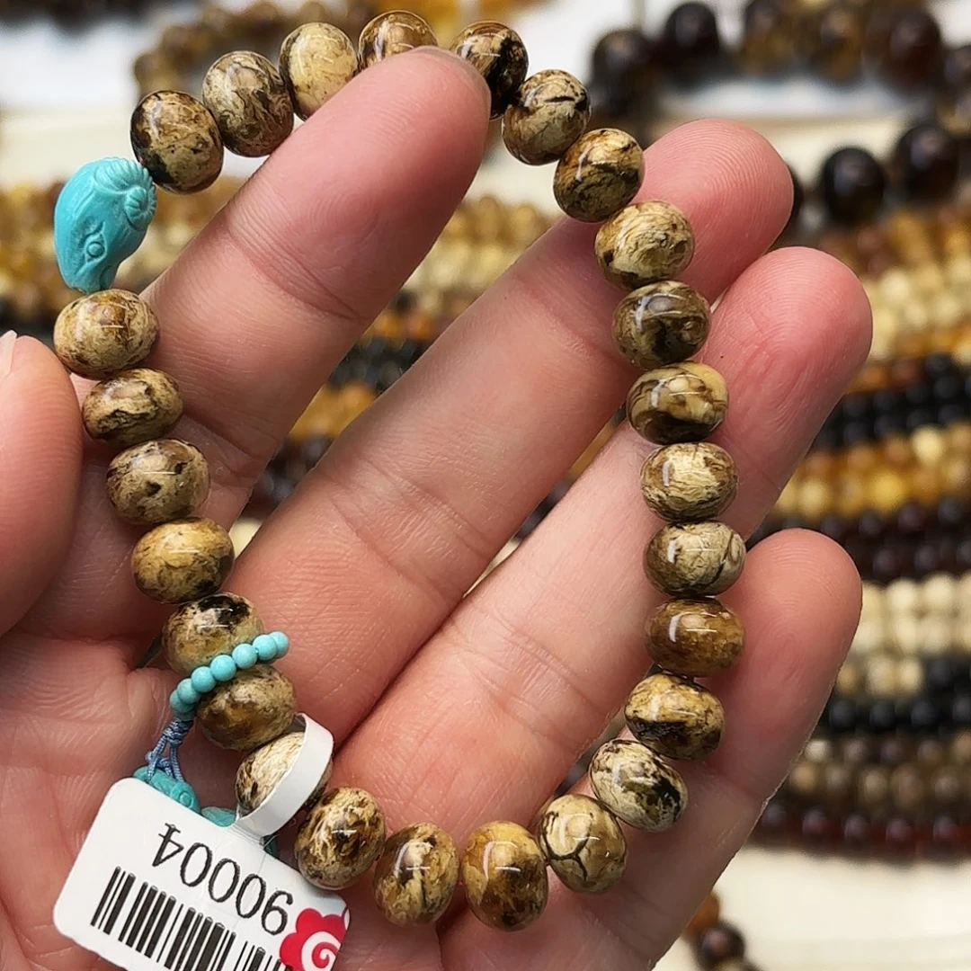 *****琥珀未镶嵌裸石九90004