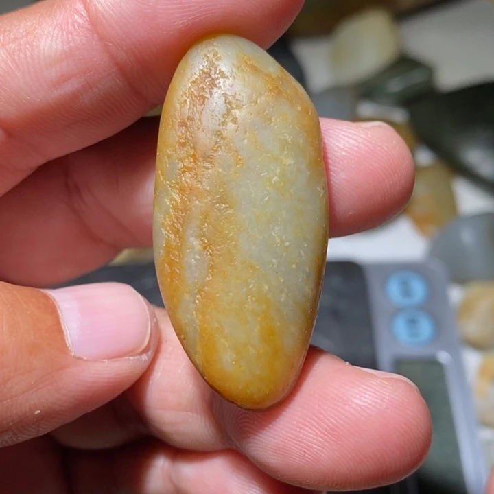 和田玉（子料）未镶嵌颈饰