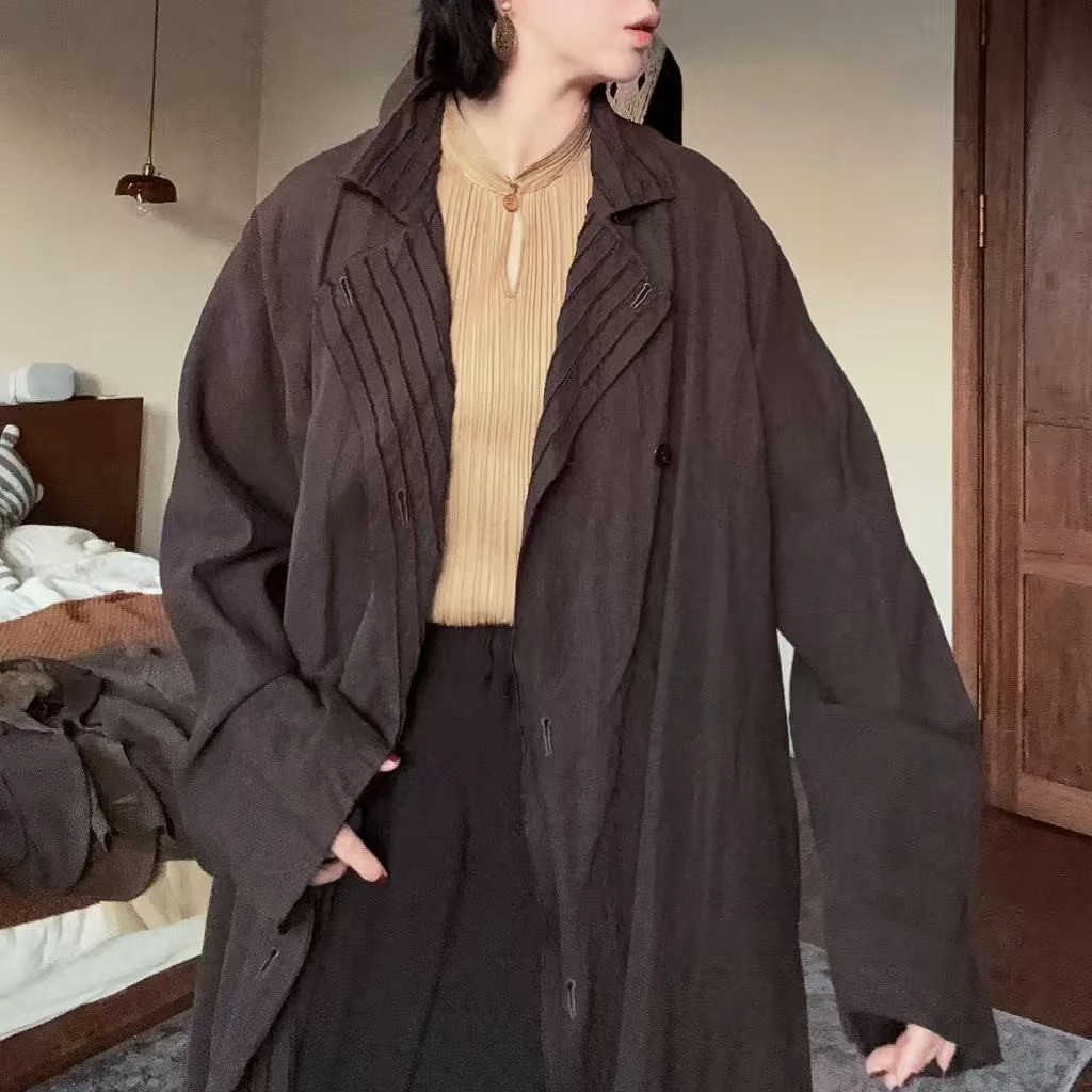 咖啡色中长款西装领风衣