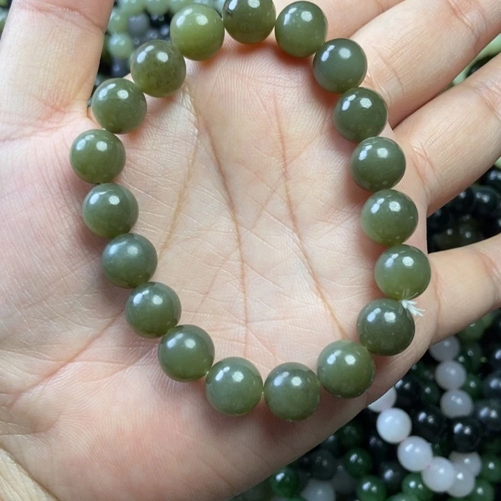 颈饰未镶嵌和田玉卡10