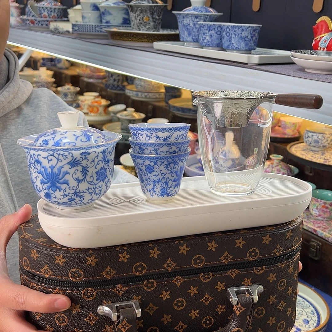 我们的目标是成为一个优秀的人