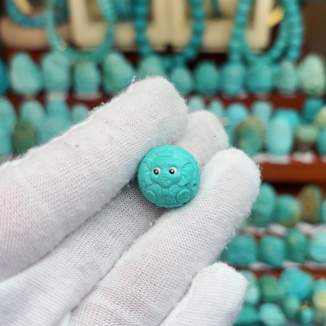 绿松石配饰未镶嵌