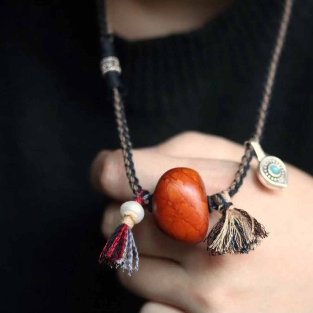 收藏级天然古董老蜜蜡爆老年份超稀缺车厘子巧克力石膏花墩子吊坠