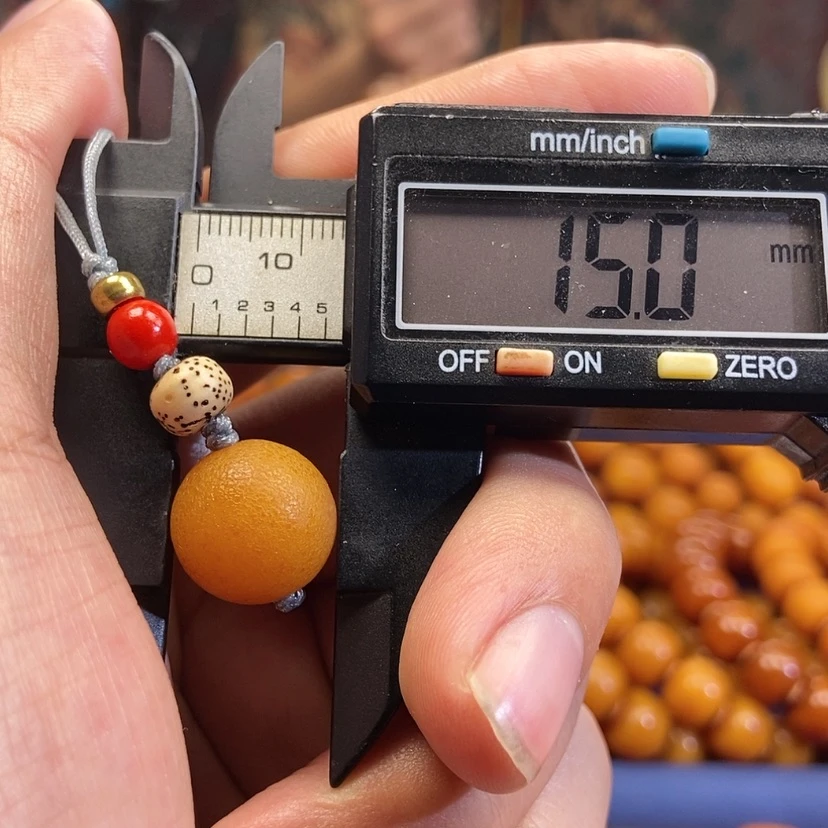 【闪购商品】蜜蜡未镶嵌珠宝奇石