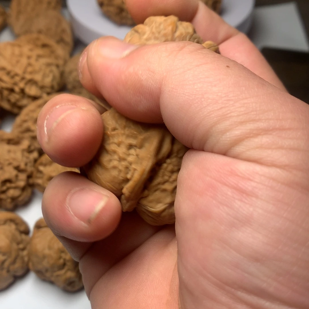 文玩核桃把件?*?蛤蟆头