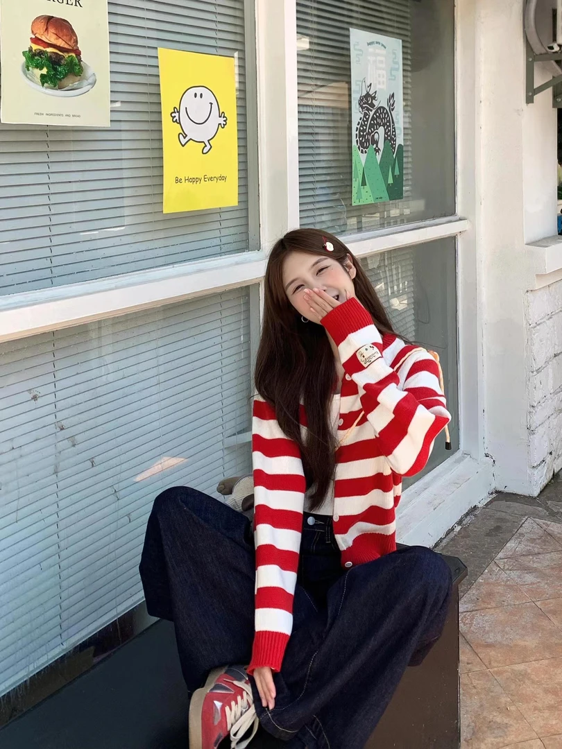 法式甜美红白条纹毛衣针织衫女2025秋季新款韩系甜美开衫外搭上衣
