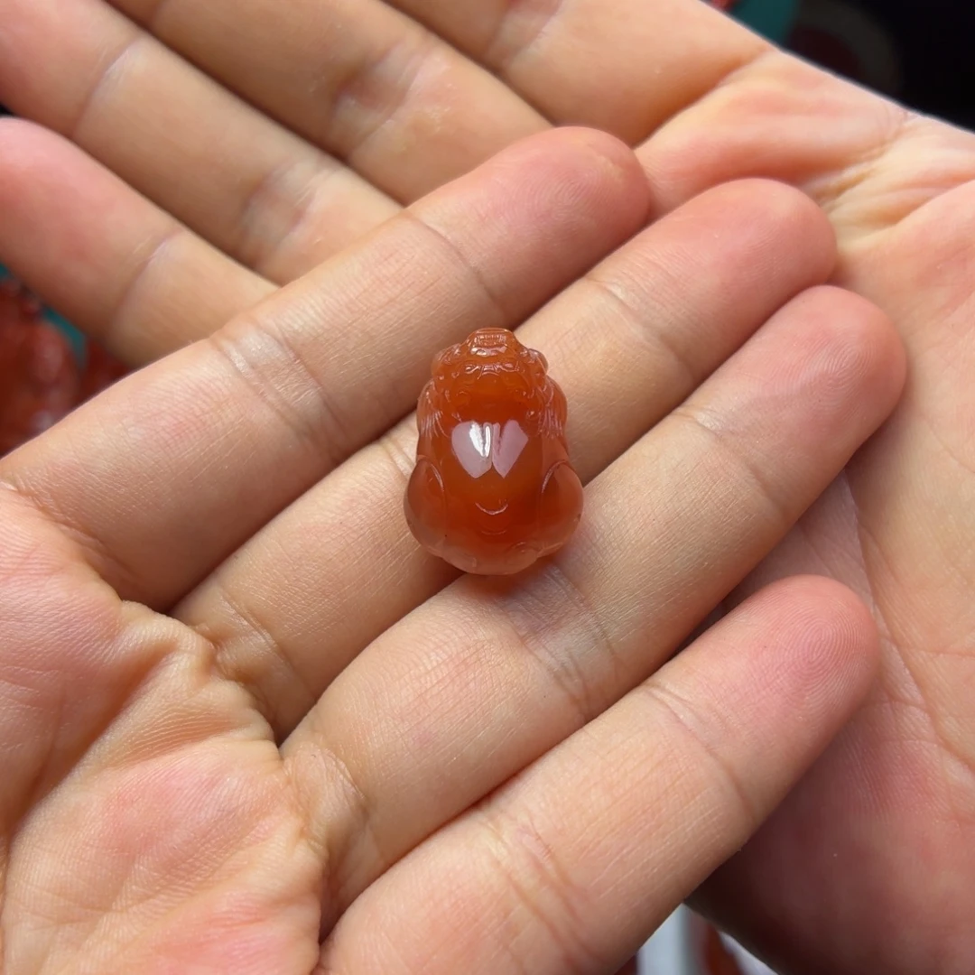 相***生颈饰未镶嵌南红玛瑙