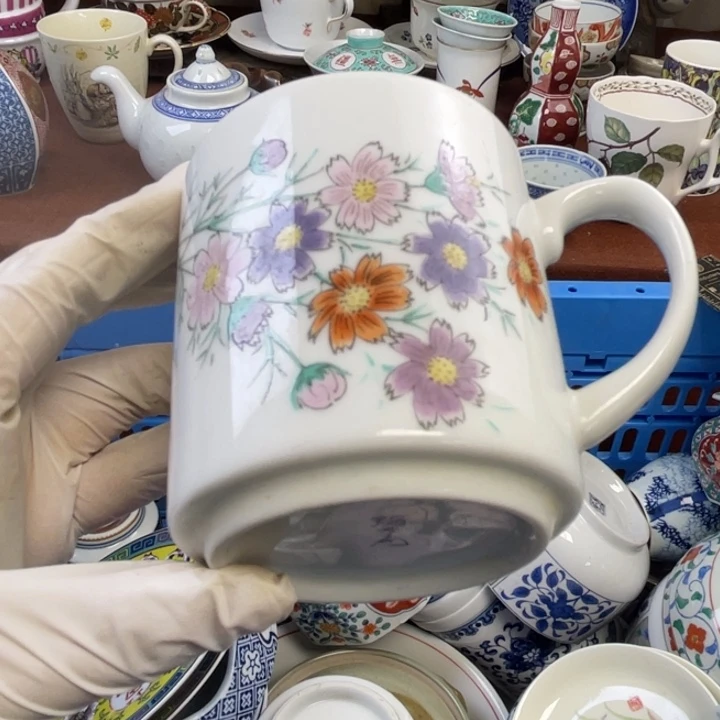他家瓷器真美…开播了