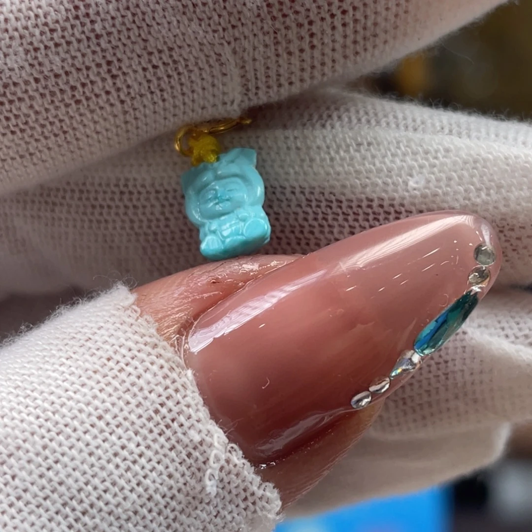 绿松石未镶嵌挂件