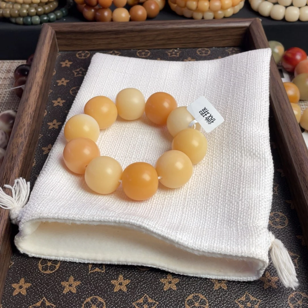 行***包吊坠菩提根/象牙果24，微瑕