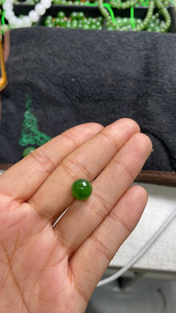 天然和田玉碧玉单珠 9.5毫米左右 颜色好看 性价比超高  单颗价格