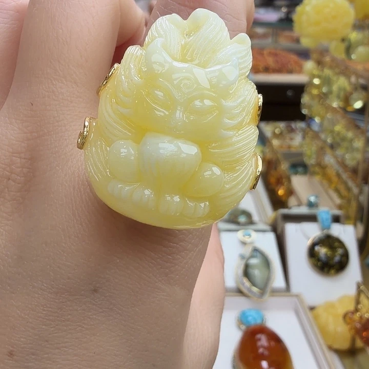 琥珀未镶嵌珠宝奇石